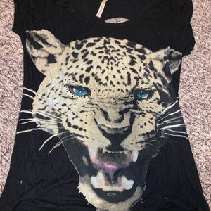 Jaguar shirt with open back